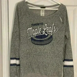 Cute Ladies Toronto Maple Legs licensed  long sleeve T. Size M
